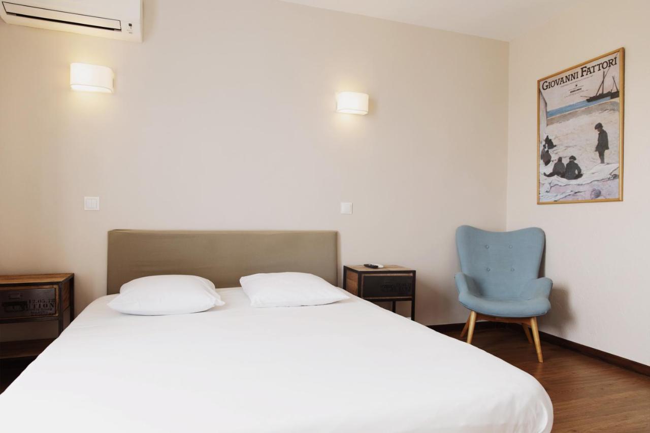 Coq Hotel Cogolin Bagian luar foto