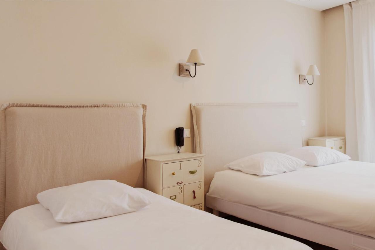 Coq Hotel Cogolin Bagian luar foto