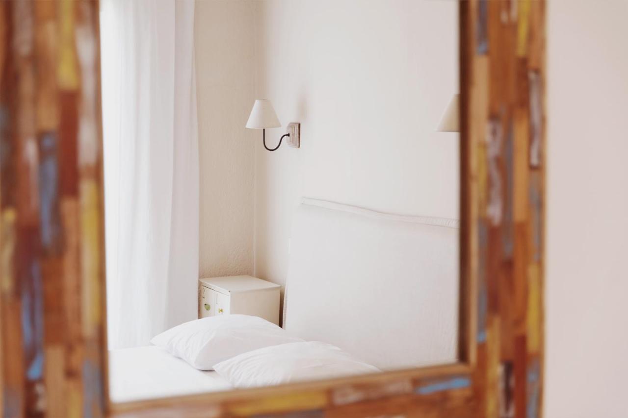 Coq Hotel Cogolin Bagian luar foto